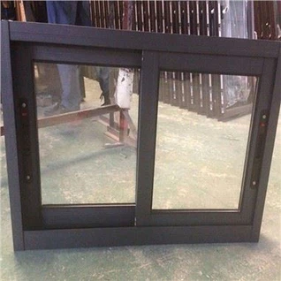 Aluminijasta okenska zasteklitev